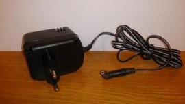 Блок питания 9V 500mA (штекер 5.5мм х 2.1мм)