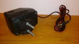 Блок питания 7V 600mA (штекер 5.5мм х 2.1мм)